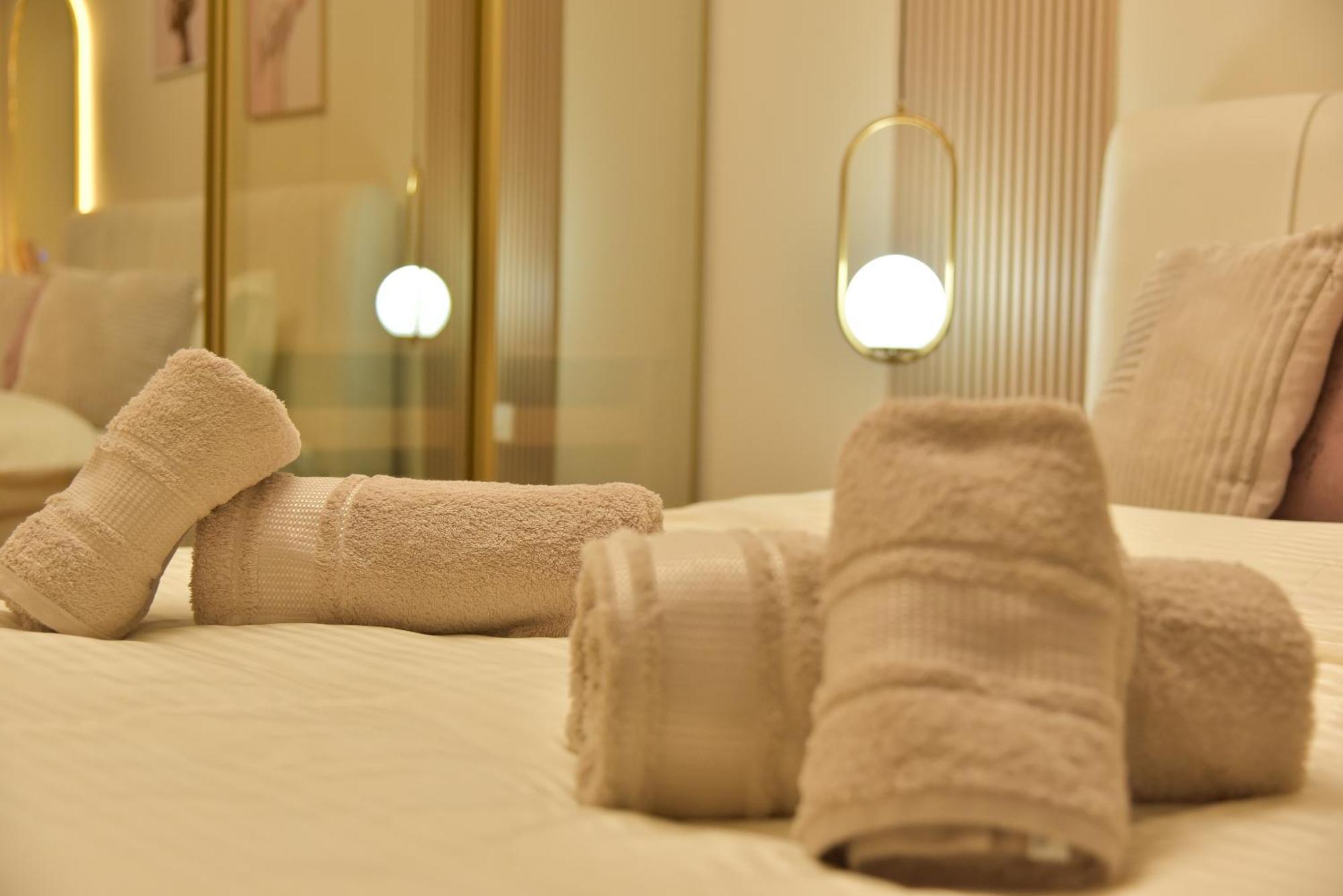 Lux Apartment Diamond-Limak Center Σκόπια Εξωτερικό φωτογραφία